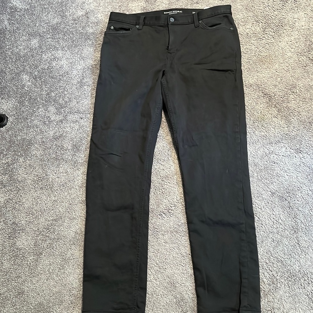 Men’s banana republic black traveler pants